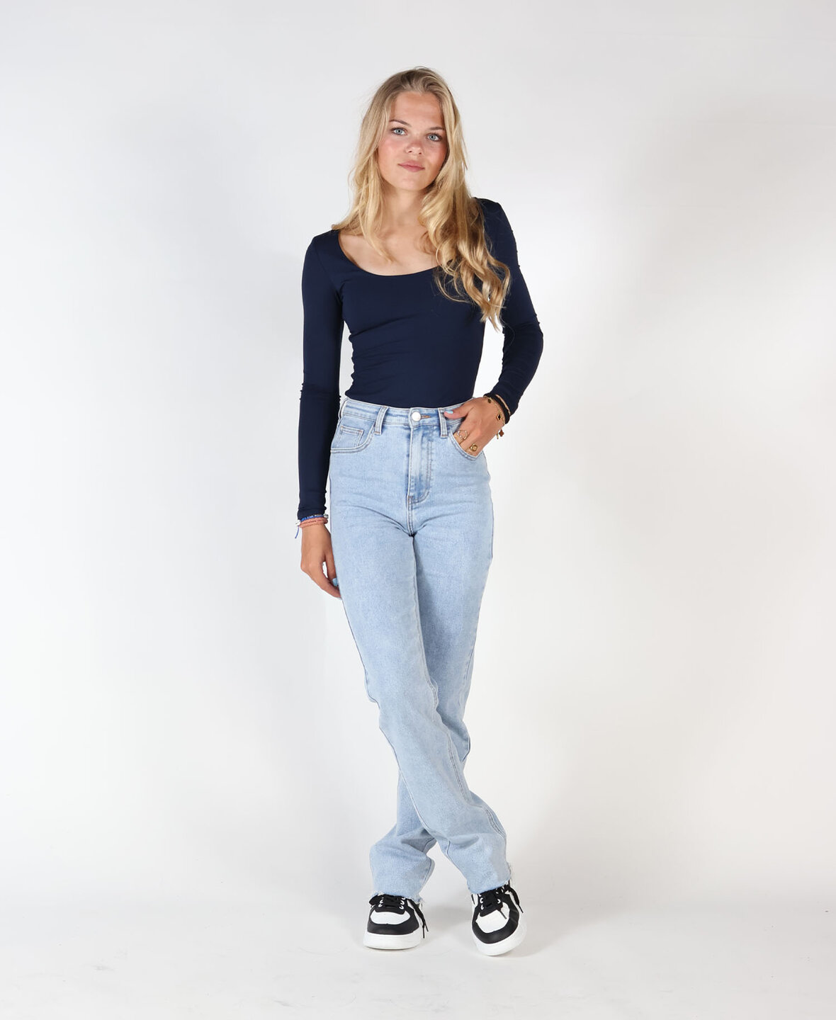 Stars Straight Leg Jeans 2219 (REGULAR)