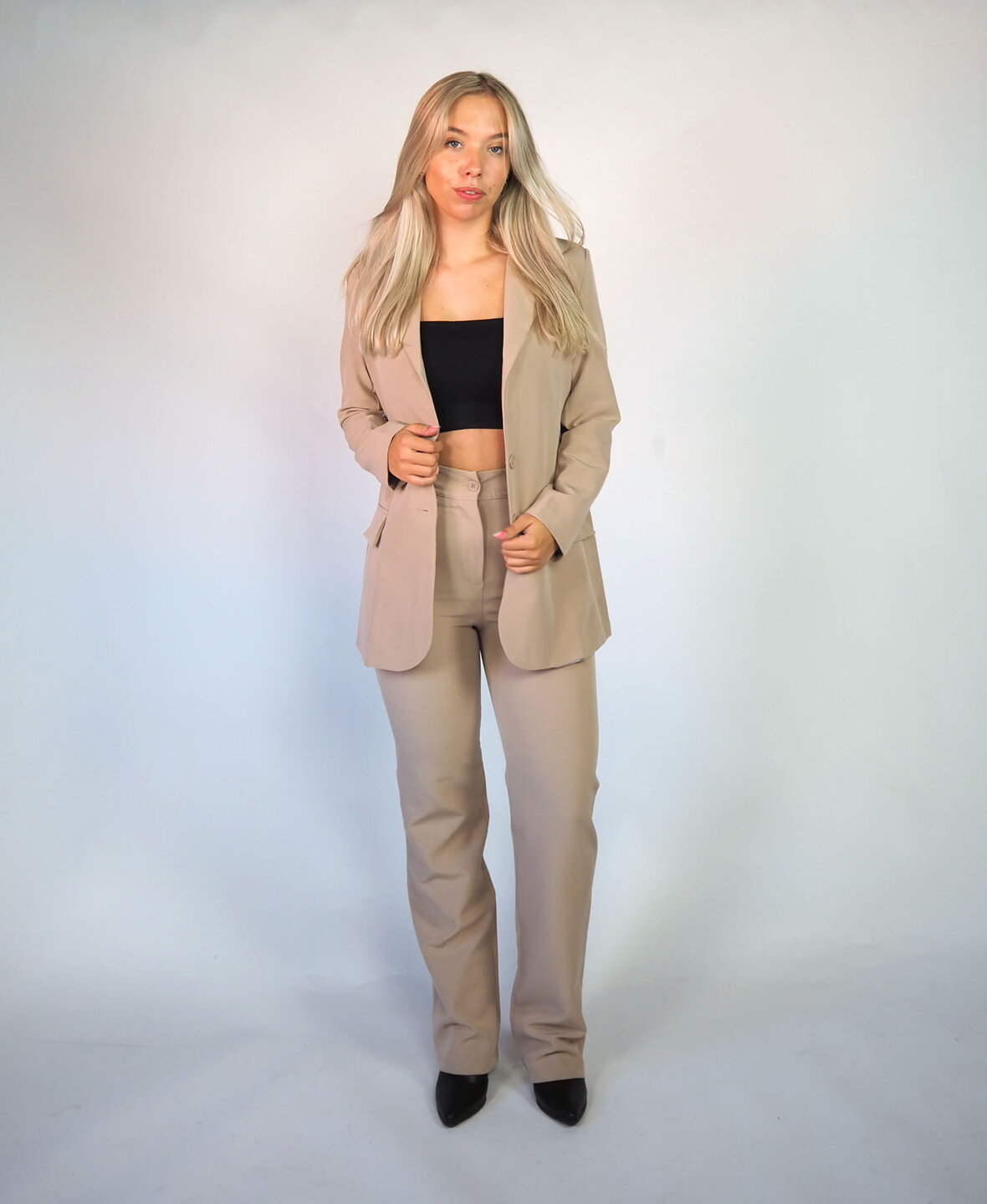 Sanne Blazer Nude