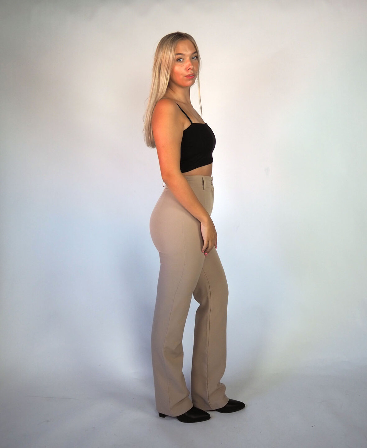 Sanne Pants Nude