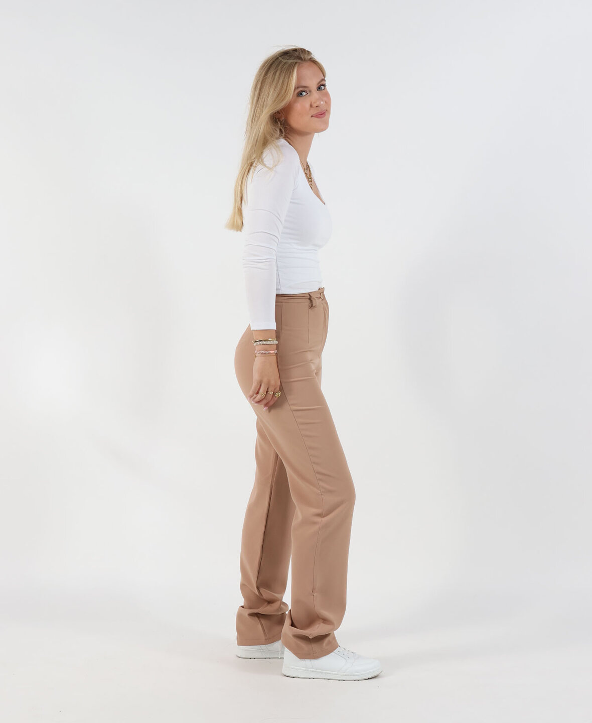 Sanne Pants Nude